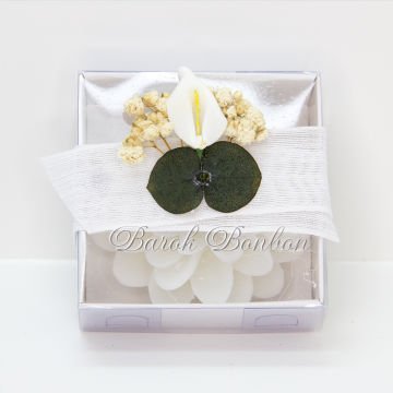 SÜSLÜ LOTUS MUM 12 ADET