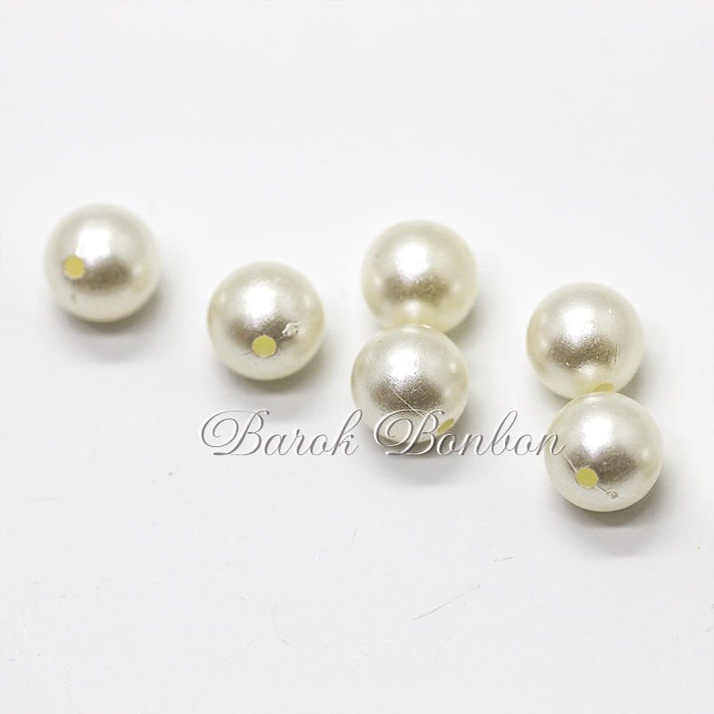 12 MM KREM PLASTİK BONCUK 100 GRAM