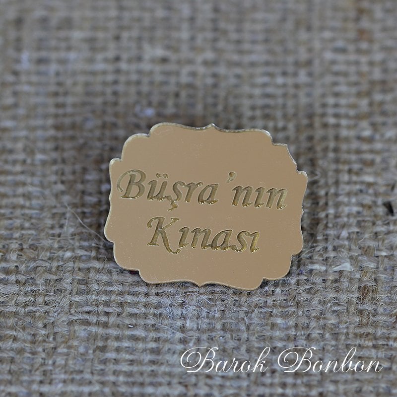 PLEKSİ AYNA ALTIN İSİMLİK