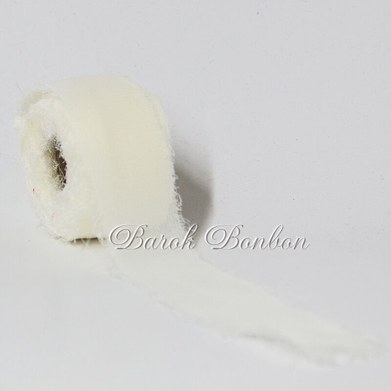 İPEK KURDELE 2,5 CM KREM 5 METRE