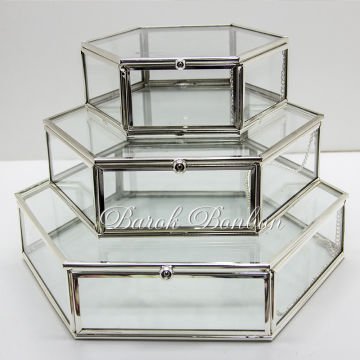 METAL ALTIGEN ÇİKOLATA KUTUSU 20*20