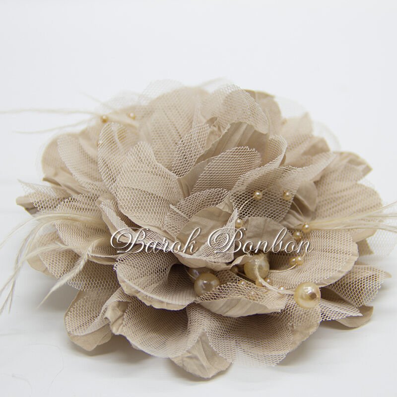 KUMAŞ KAPİÇİNO İNCİLİ BOHÇA SÜSÜ