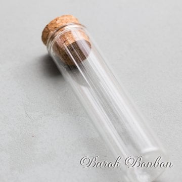 9 cm tüp şişe