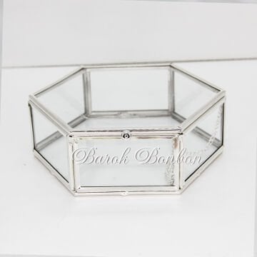 METAL ALTIGEN ÇİKOLATA KUTUSU 15*15